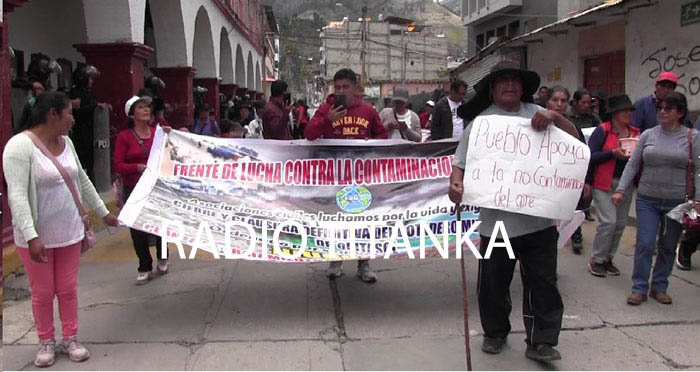 Pobladores desairan al alcalde Peña y le recuerdan plazo de cierre del botadero Quitasol
